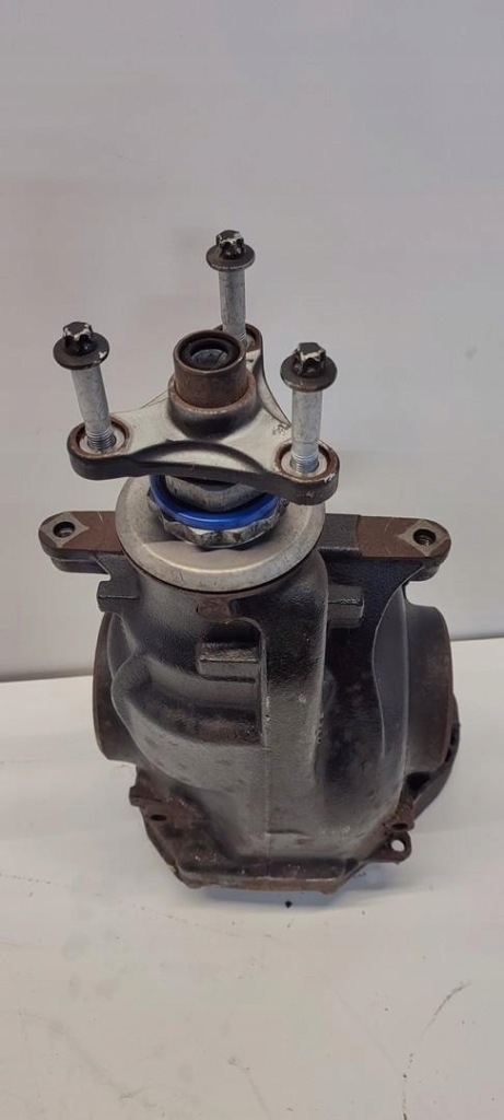 Bmw f20 мост дифференциал задний  7603759 Недорого