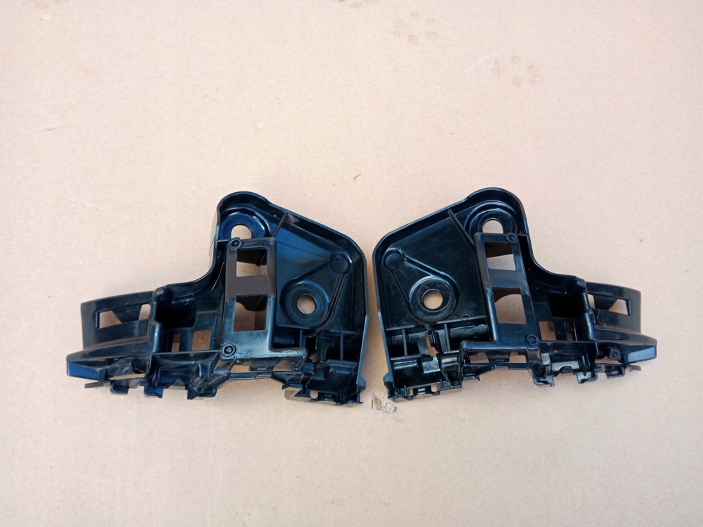 фото №1, Vw t-roc правий лівий напрямна бампера задня комплект