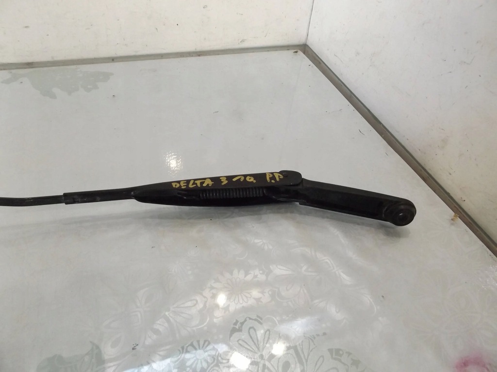 фото №2, Delta iii важіль двірники праве