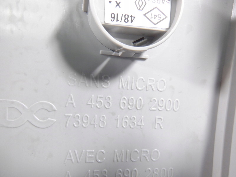 фото №6, Smart forfour ii освещение кабины a4536902900