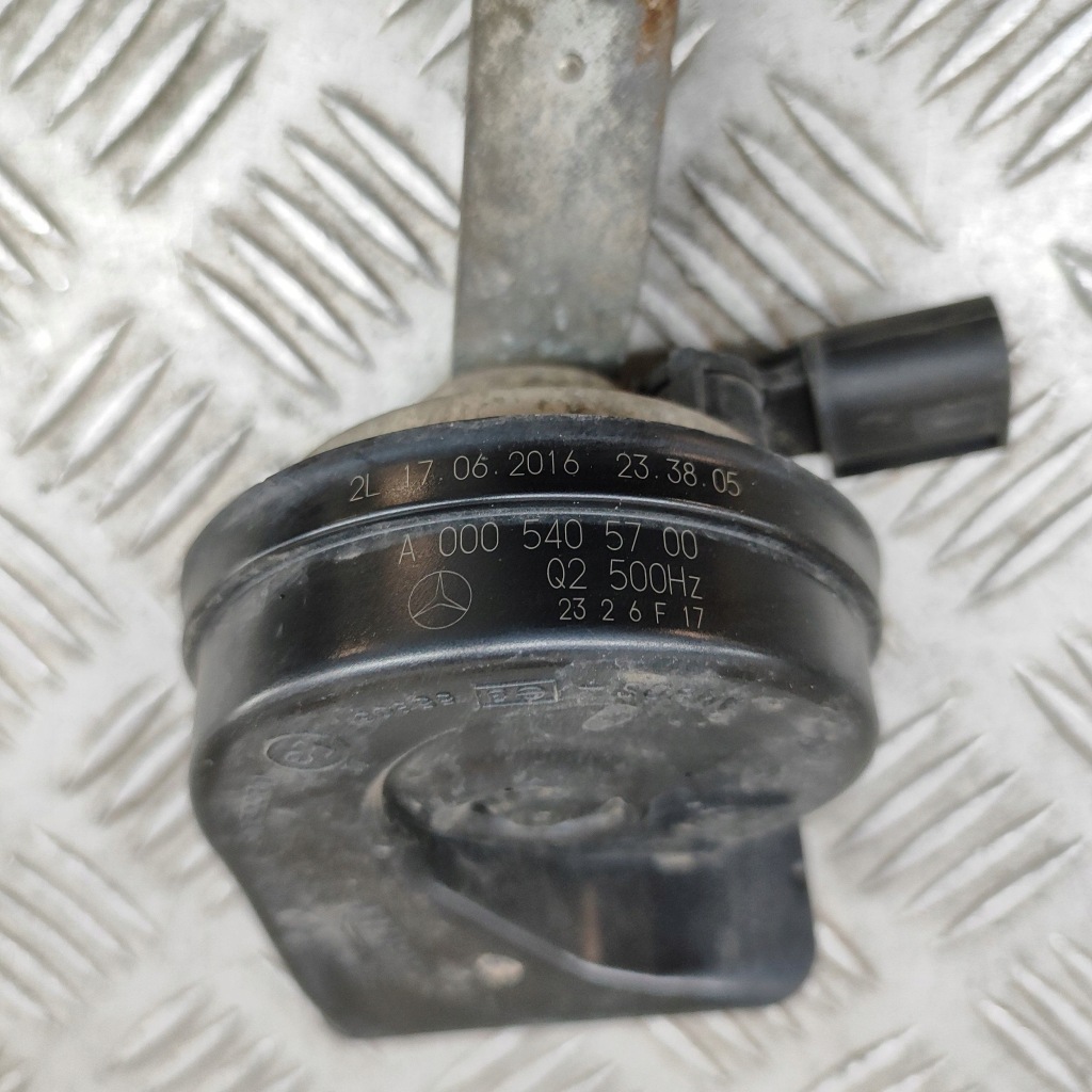 фото №6, Mercedes-benz cla c117 x117 w117 2016 клаксон