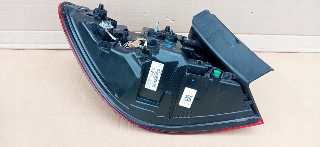 фото №11, Renault captur ii 19- лампа правая задняя правый задняя 265504427r