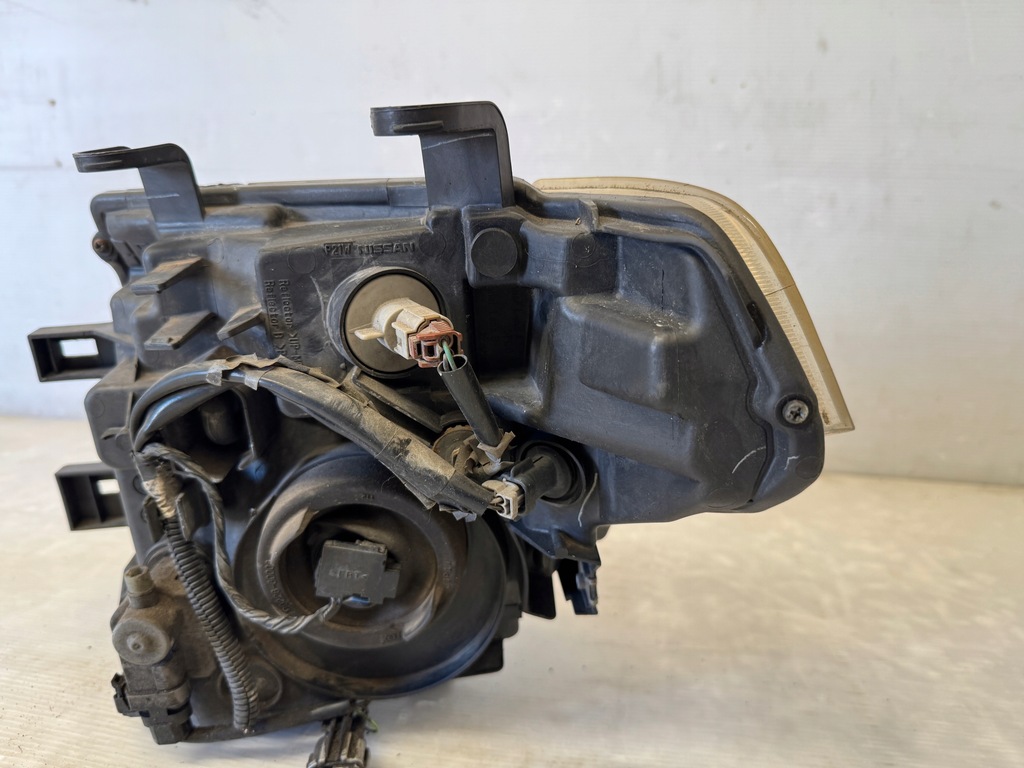 фото №9, Nissan navara d40 05-08 26010-eb30b лампа права передня правий перед h4 uk