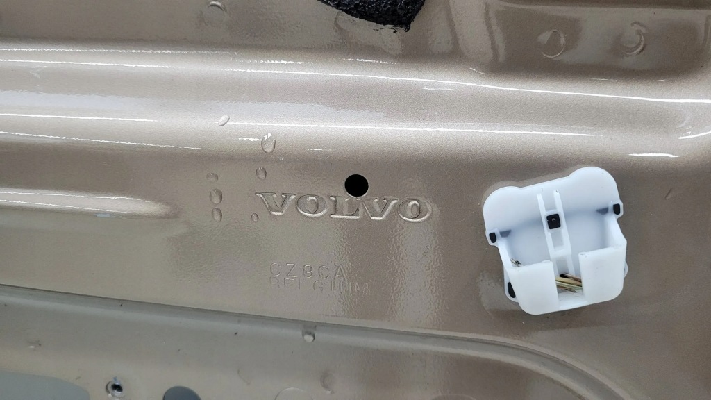 Volvo v40 12+ дверь перед передние левая fv Оригинал