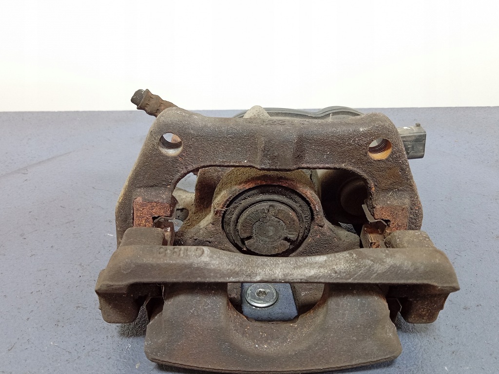 фото №5, Honda hr-v ii 1.5b суппорт задняя правый скоба