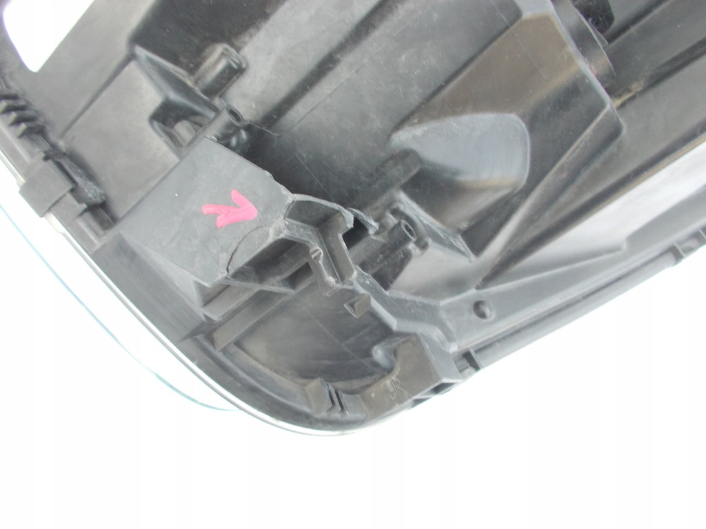 фото №9, Фара лампа dacia duster ii 2 led ładna 260101133r права