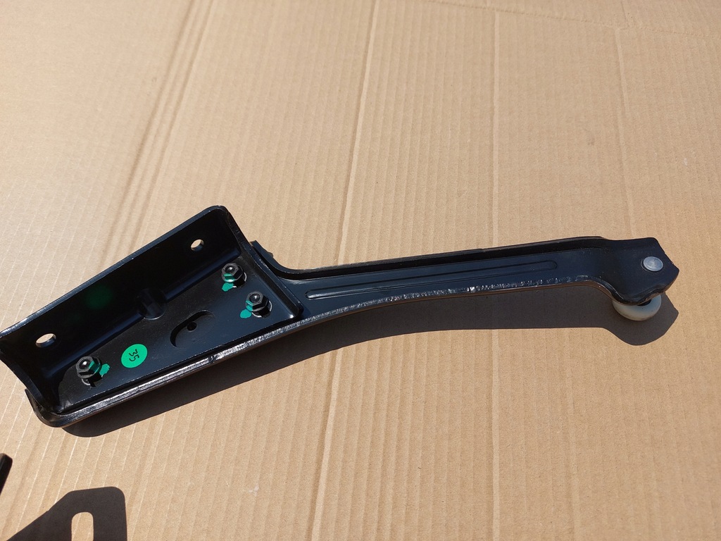 фото №3, Ролик дверь ford transit connect ii правая верхний