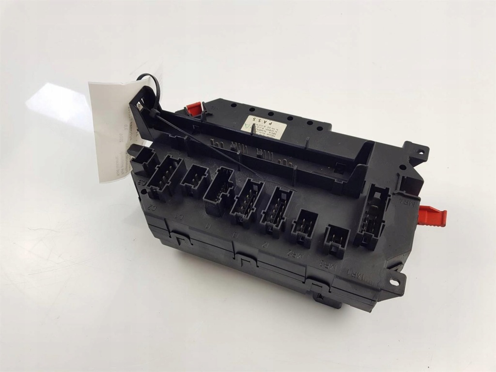 Купить Коробка предохранителей a2215402450 mercedes s 320