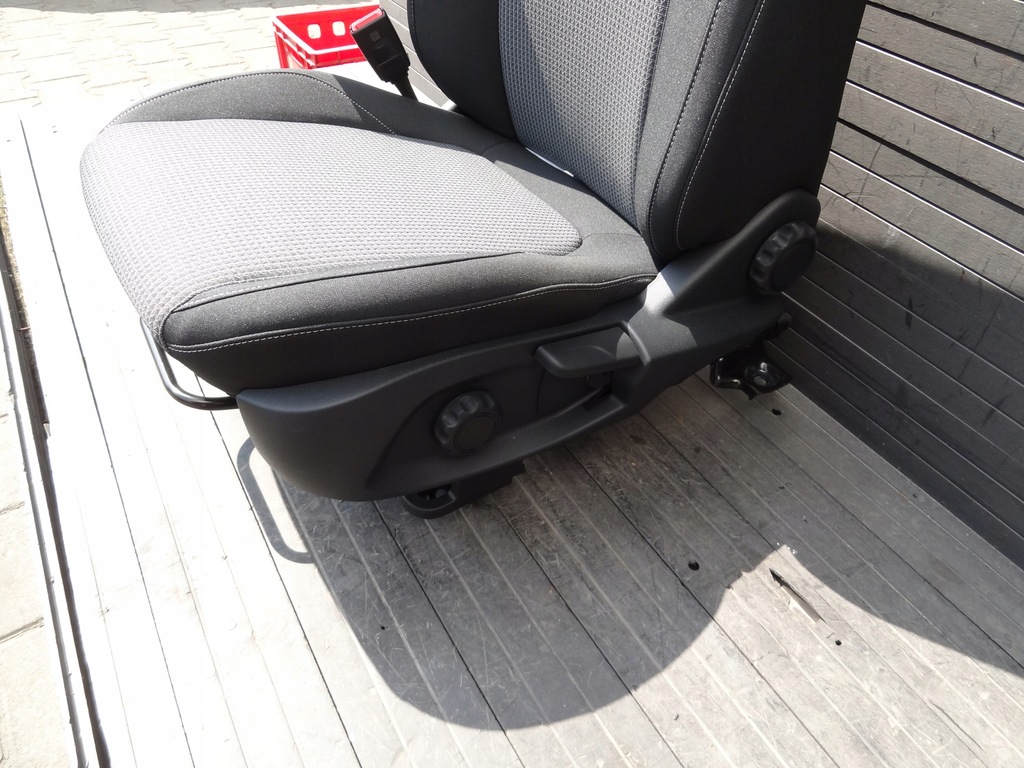 фото №4, Ford transit courier iii mk3 2024 сиденье водителя левый с подушка europa