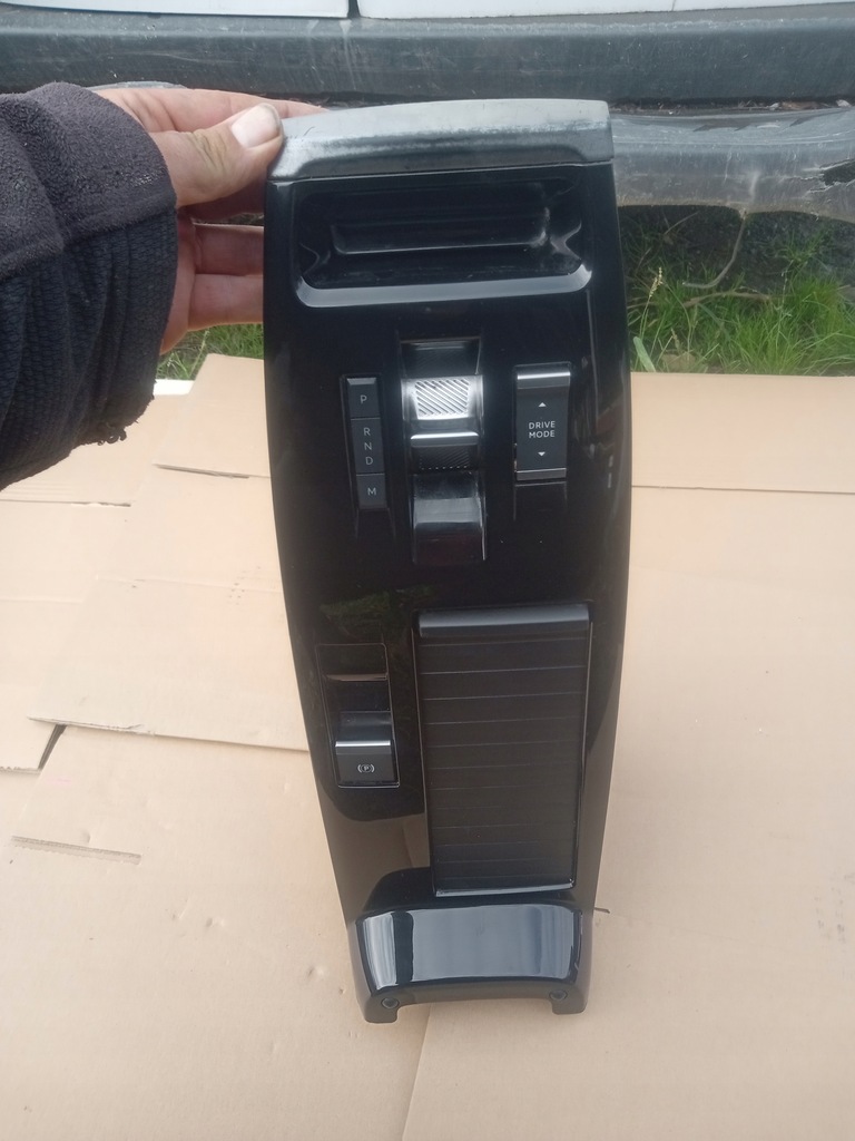 фото №11, Citroen c4 iii тунель середній підлокітник europa