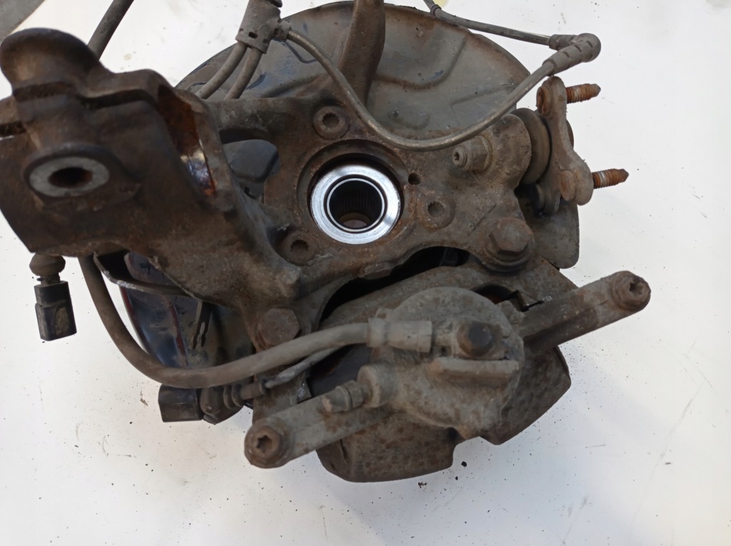 фото №6, Поворотний кулак правий перед vw golf vii 7 kombi