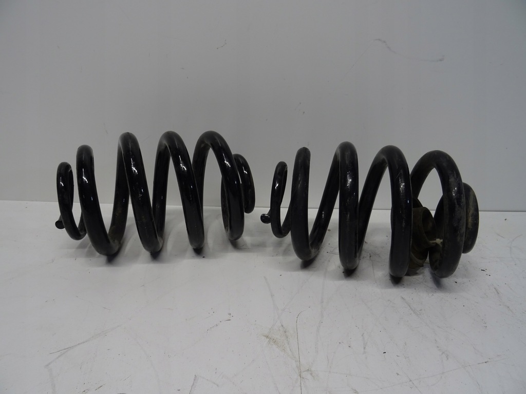 фото №1, Пружини vw t5/t6 задні 7h0511150b