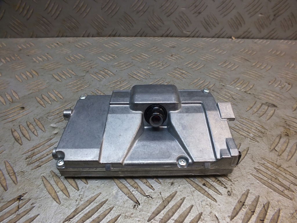 фото №1, Vw passat b7 камера ассистент поперечина движения перед 3aa980654d