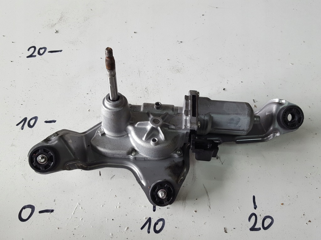 фото №1, Mazda 3 ii bl 08-13r hb моторчик дворники задняя