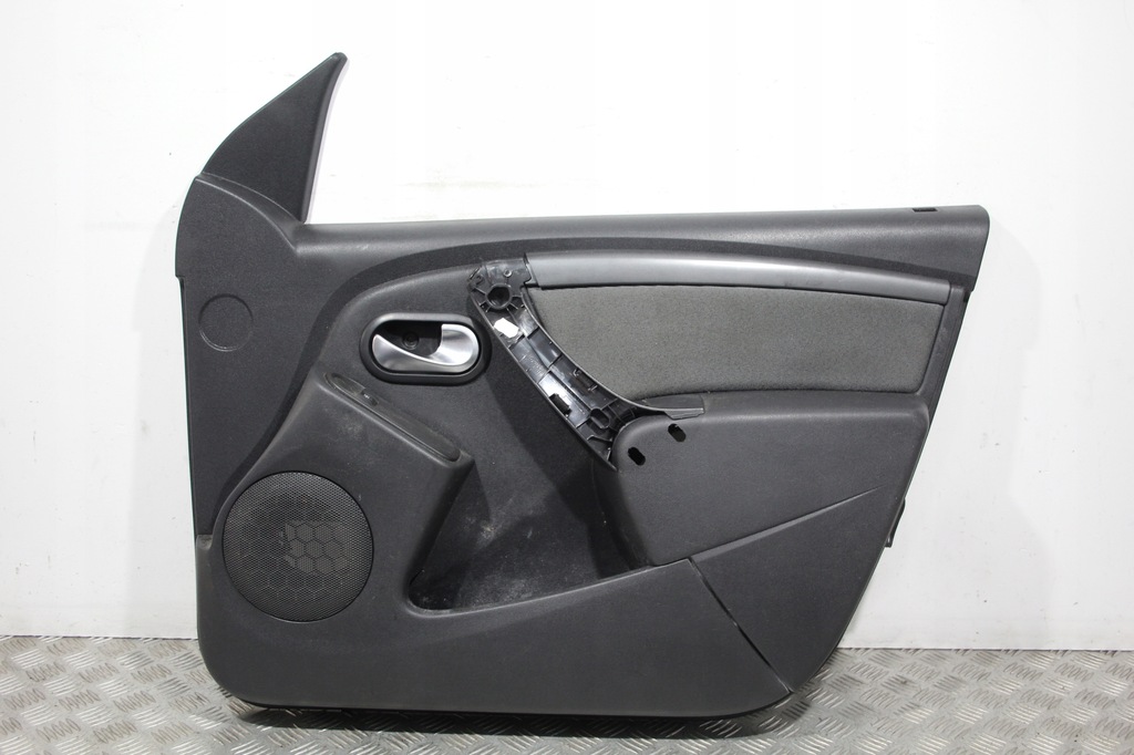 фото №1, Обшивка двері правий перед dacia duster i lift