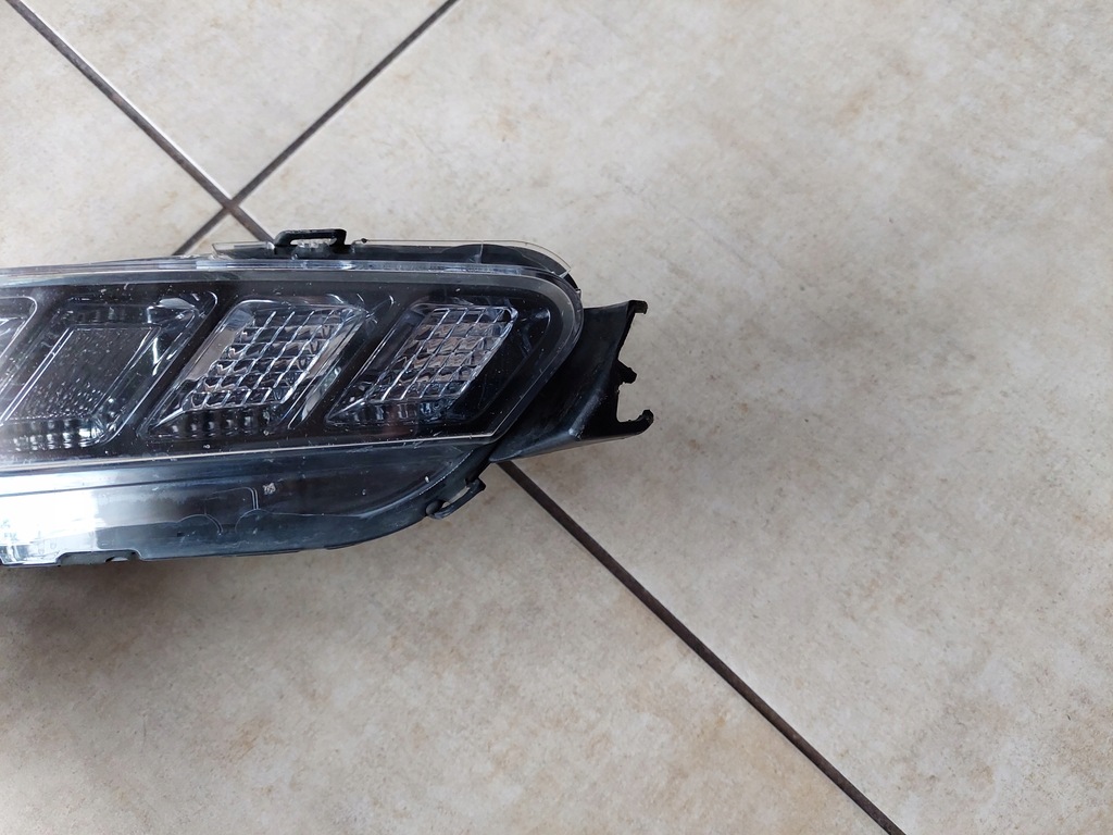 фото №2, Противотуманная фара - правый - renault espace v