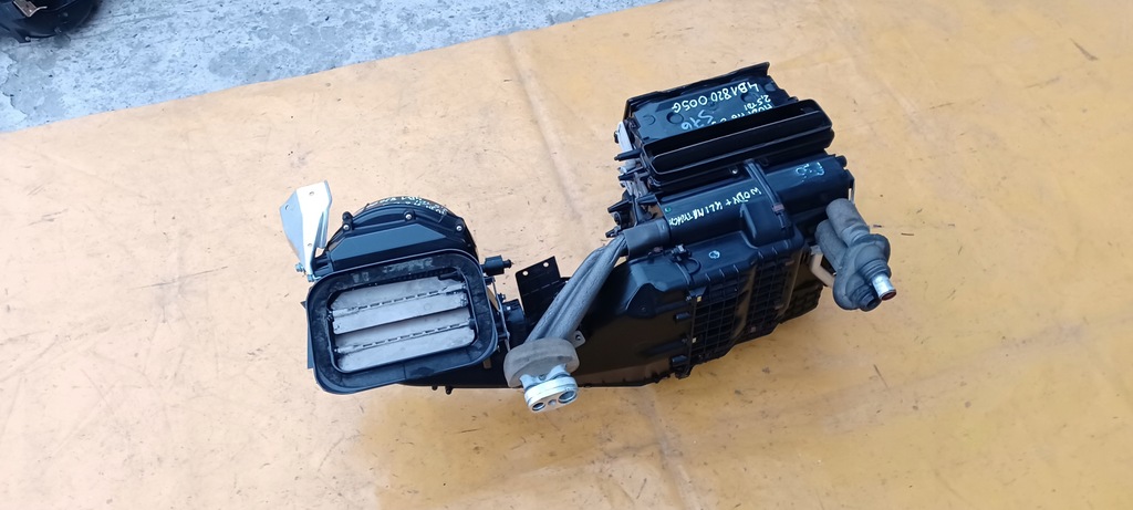 фото №9, Отопитель wody кондиционера audi a6 c5 2,5tdi 97-03r 4b1820005g .