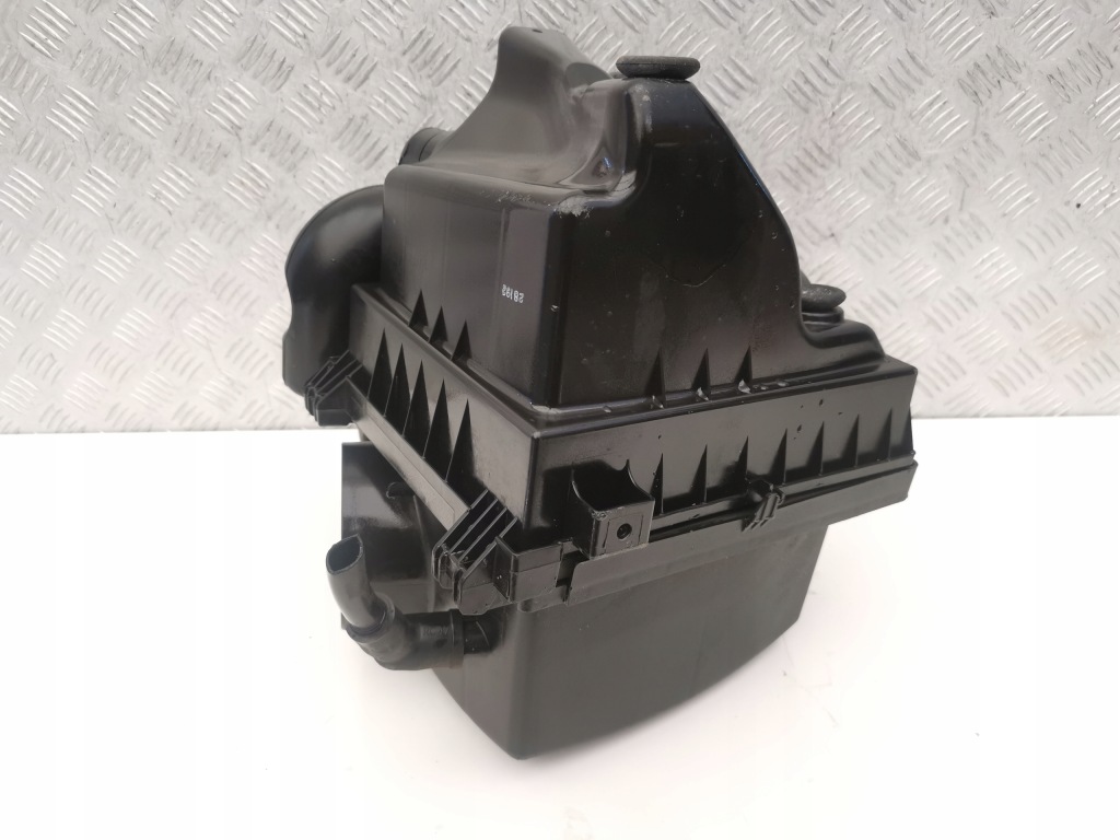 фото №12, Jeep grand cheroke wk2 lift 3.6 бензин корпус фильтра воздуха резонатор