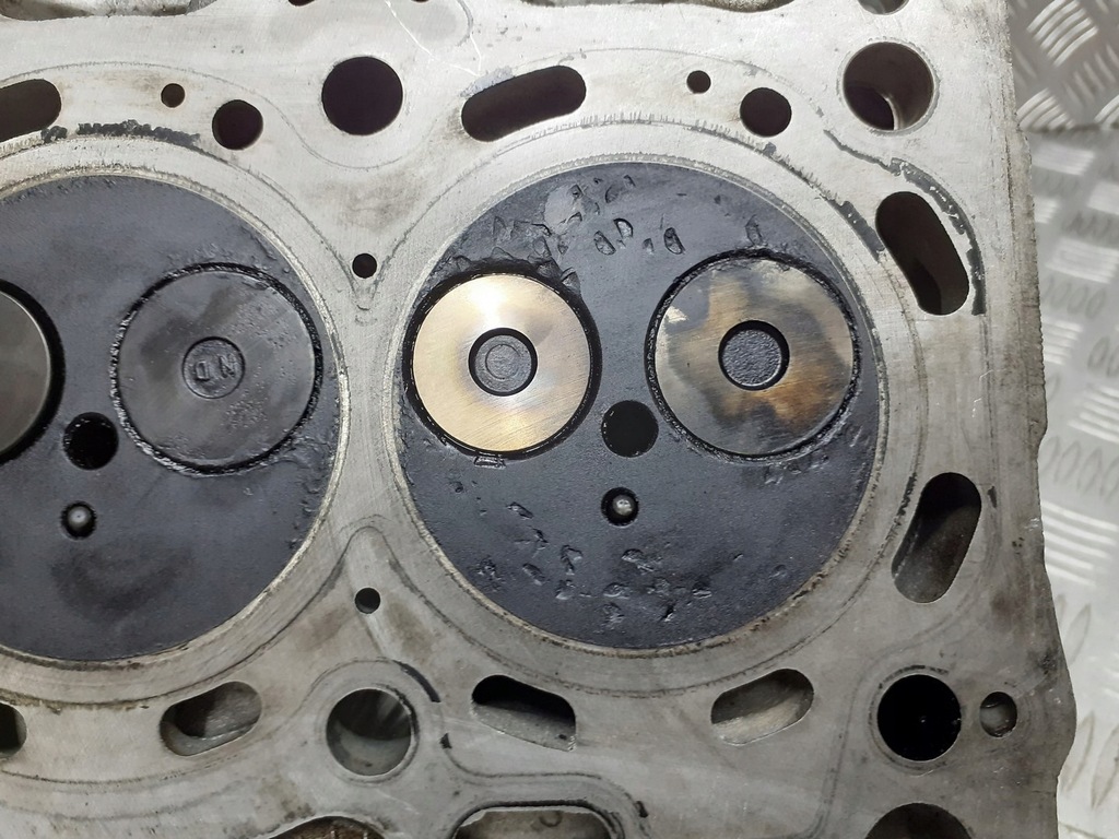 фото №5, Головка toyota yaris i 1.4 d4d