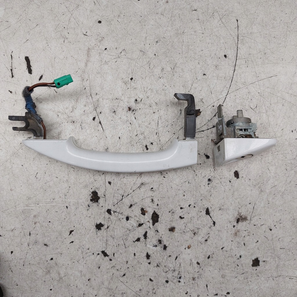 фото №7, Ford kuga i 1 ручка левая перед замок + ключ