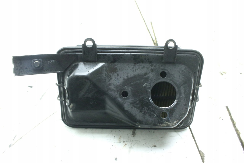 Корпус фильтра воздуха 16667-11000 kubota z402 microcar ligier aixam с Разборки