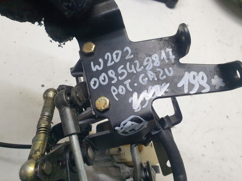 Потенциометр педаль газа mercedes-benz w202 0095428817 в Украине