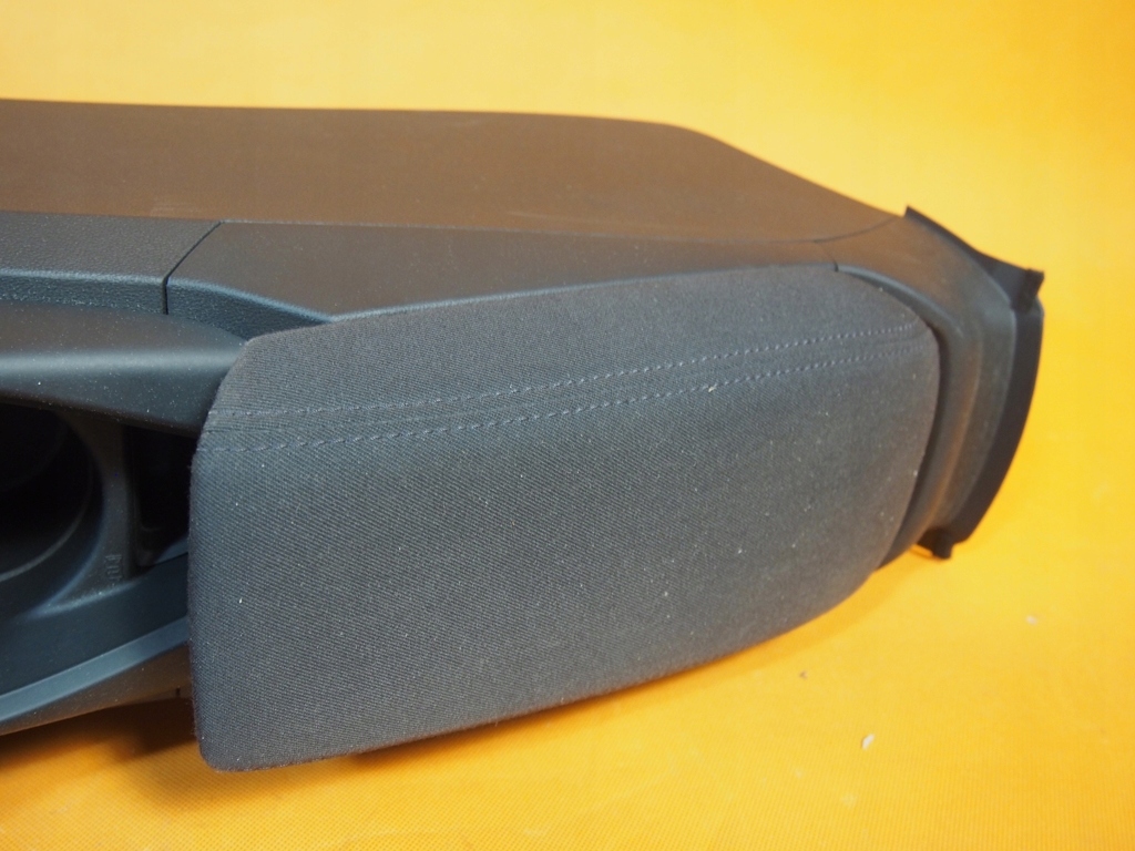 фото №15, Audi tt 8s cabrio сиденья туннель обшивки материал