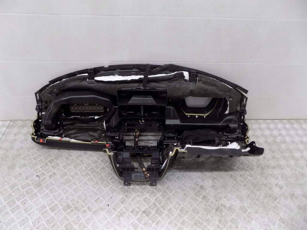 фото №8, Mini f54 clubman приборная панель консоль оригинал head up