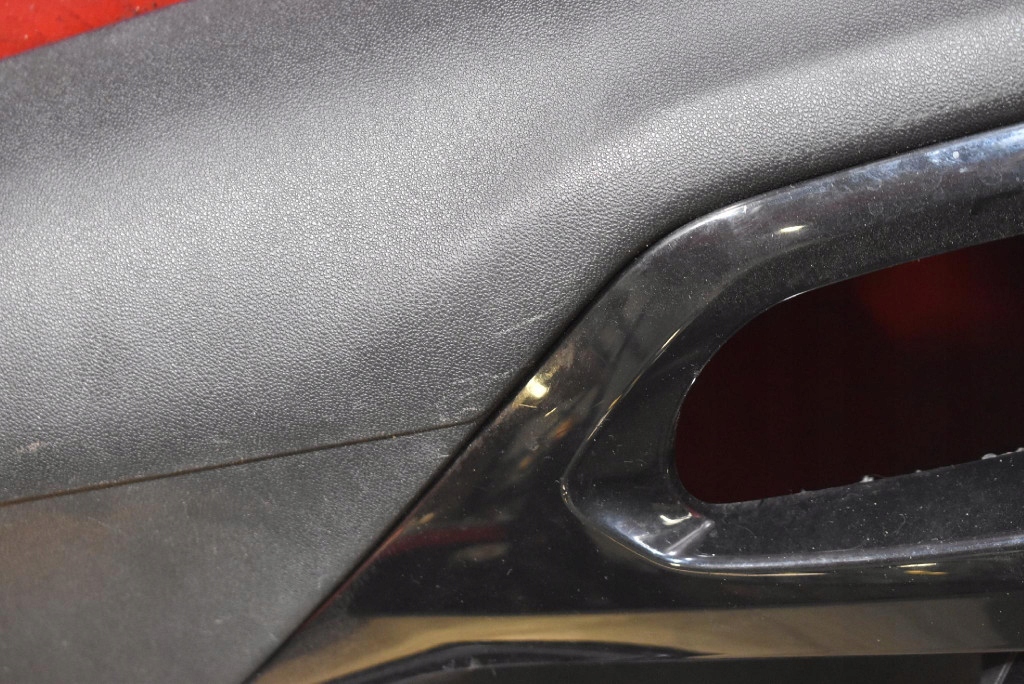 Карка обшивки дверь комплект европа  peugeot 208 1 1 5d hb рестайлинг  15-19 Недорого