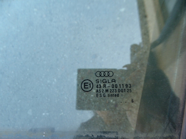 фото №5, Audi a4 b5 рамка дверь подъемник стекло перед левый kpl