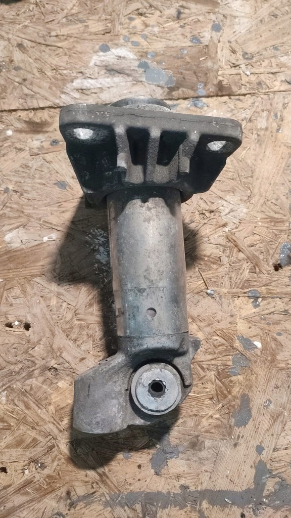 фото №1, Audi 8e0807134b відбійник зона деформації