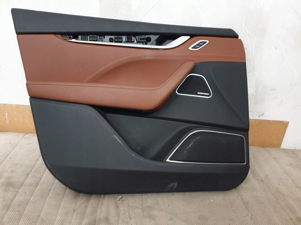 фото №1, Masrati levante обшивка дверь левый перед коричневая