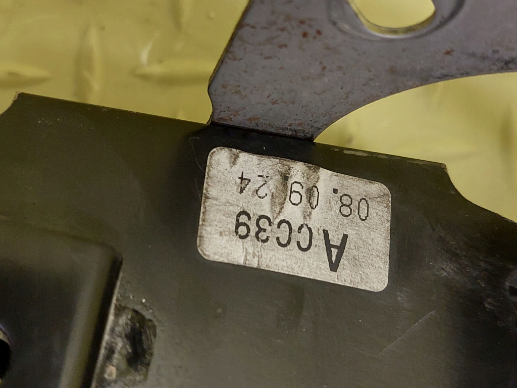 фото №5, Mazda 5 2.3 педаль гальма