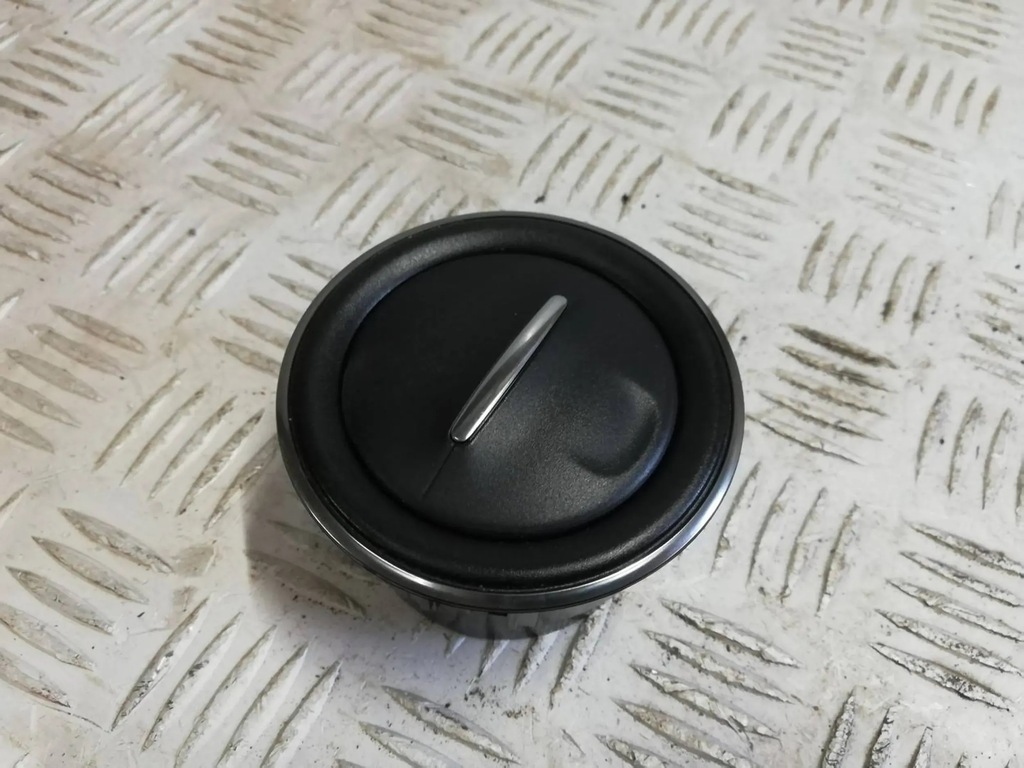 фото №1, Dacia duster ii решітка обдув