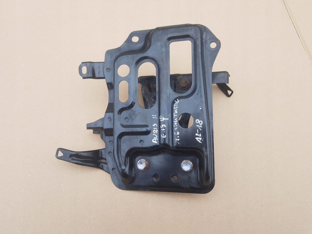 фото №1, Основание аккумулятор toyota auris ii e18 1.6 2012-2018