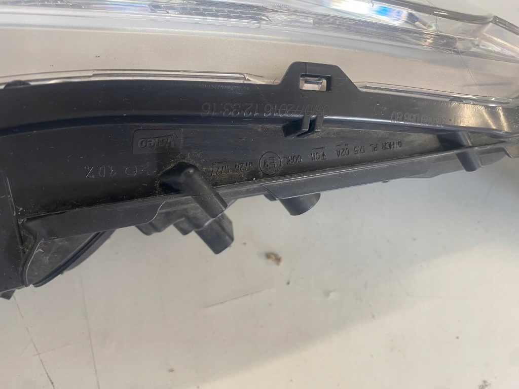 фото №14, Лампа правий перед права передня peugeot 208 i lift eu