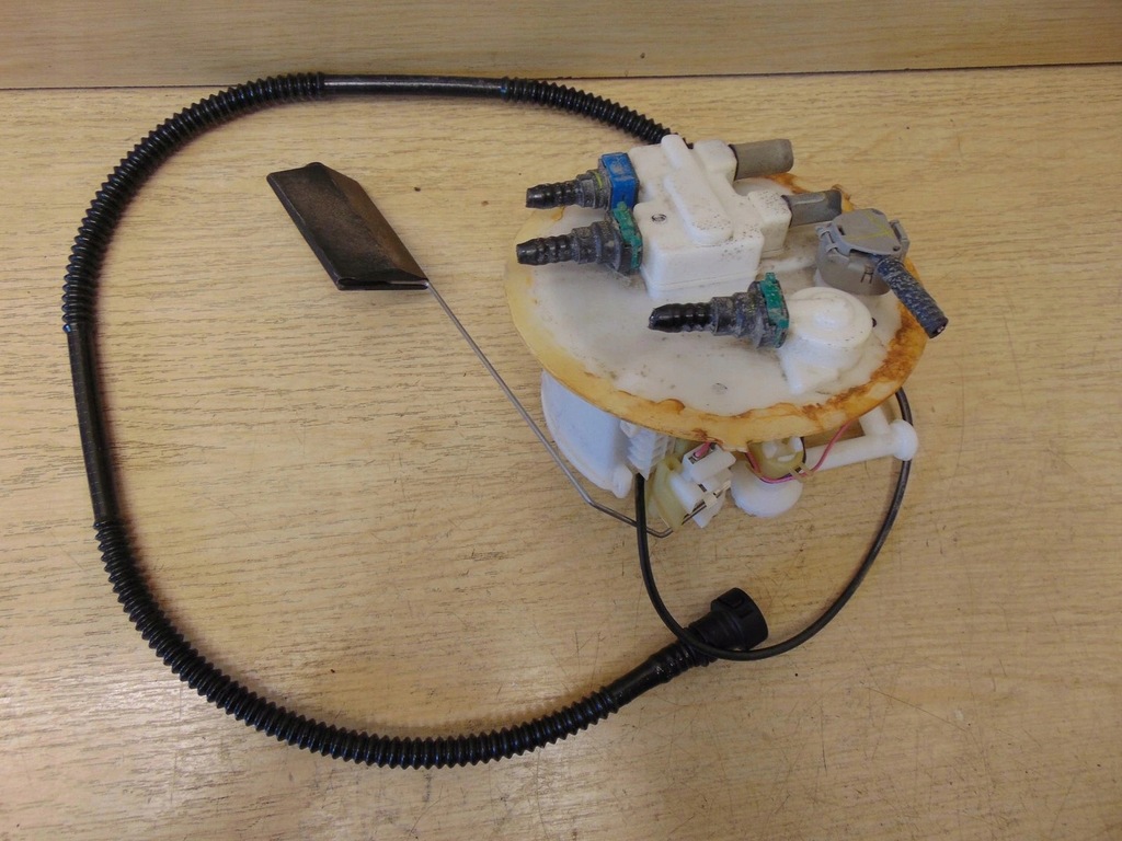 фото №1, Насос топлива w бак поплавок toyota iq