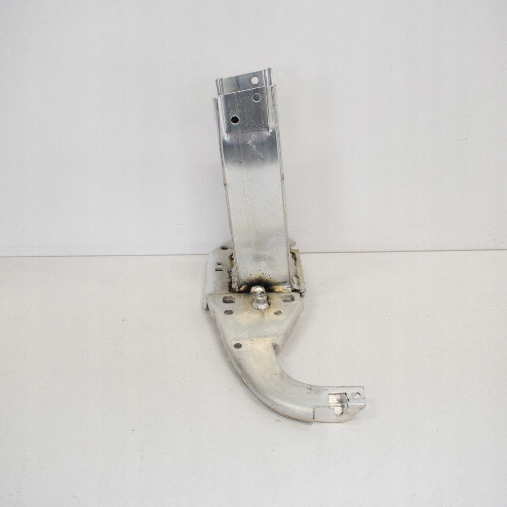 Audi a6 c7 правая опора бампера передний - оригинал 4g0807134e Оригинал