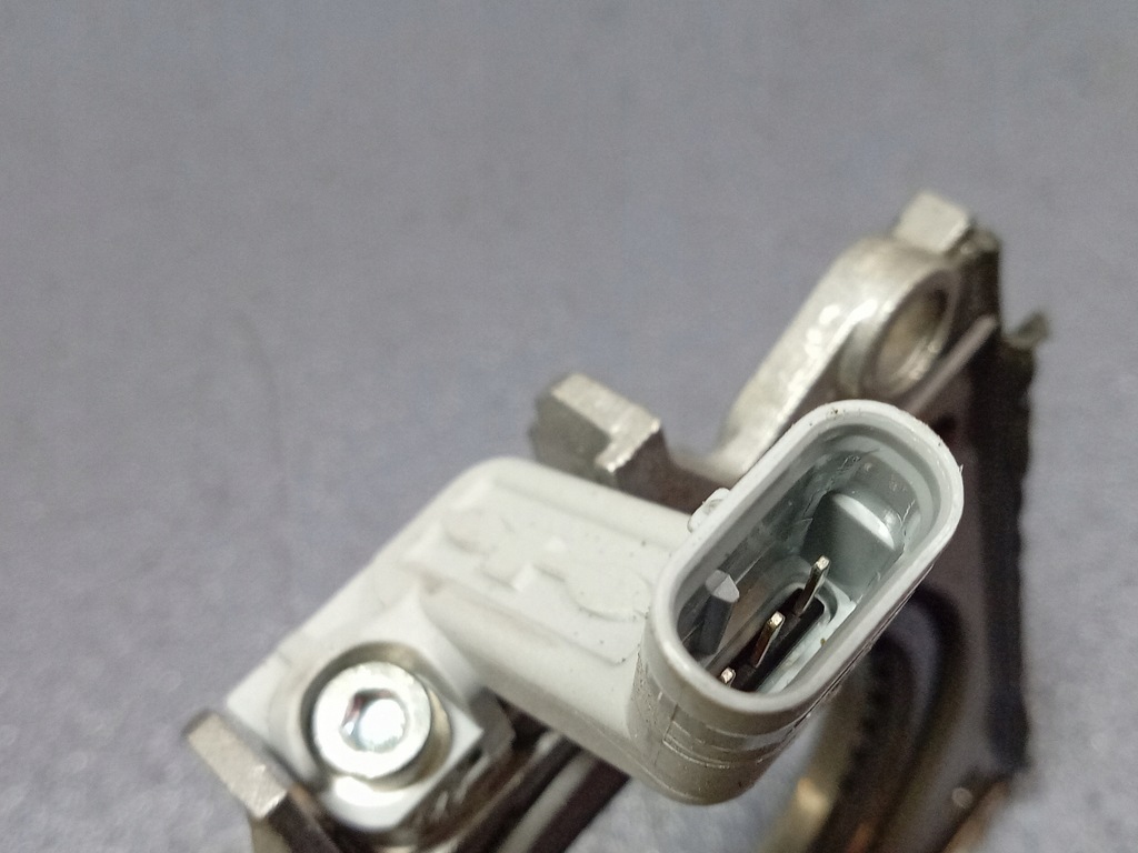 фото №4, Octavia iv 2.0 tdi сальник вала 05l103173