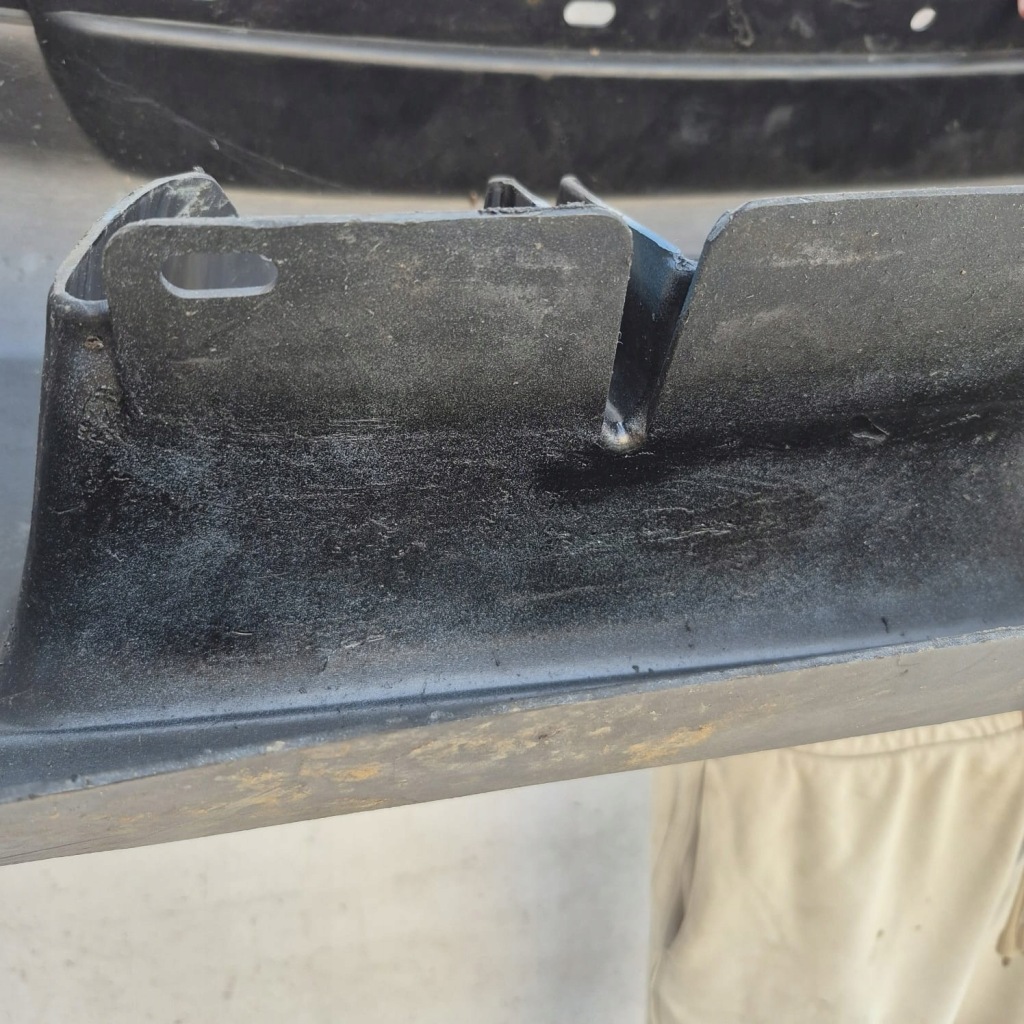 Subaru legacy 2 gt 93- бампер перед передний Оригинал