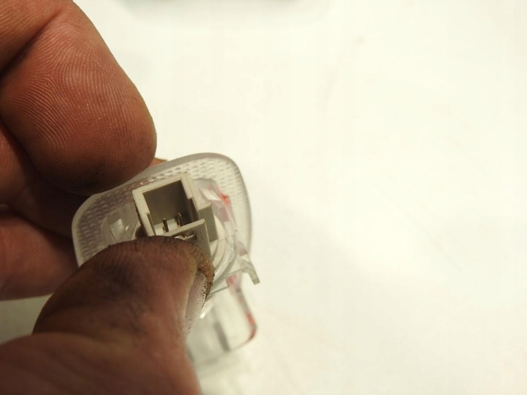 фото №4, Лампа освітлення салону mercedes w245 lift a2218200401