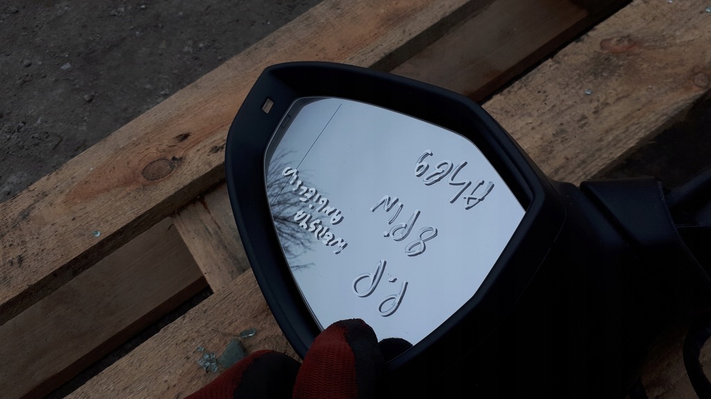 фото №12, A4 b9 8w зеркало правое правый перед вкладыш ly9t uk