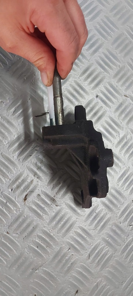 фото №5, Кронштейн двигуна mitsubishi lancer viii x 1.8 бензин