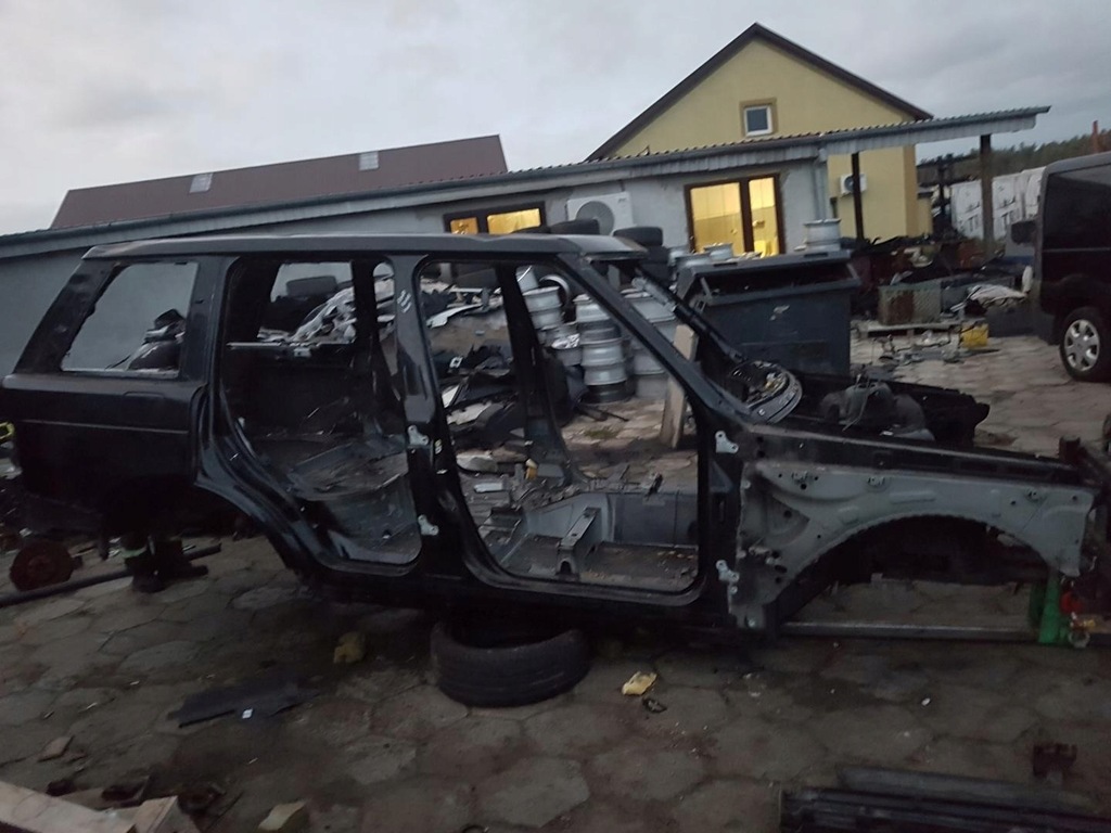 фото №1, Чверть правий перед lift range rover vogue l322