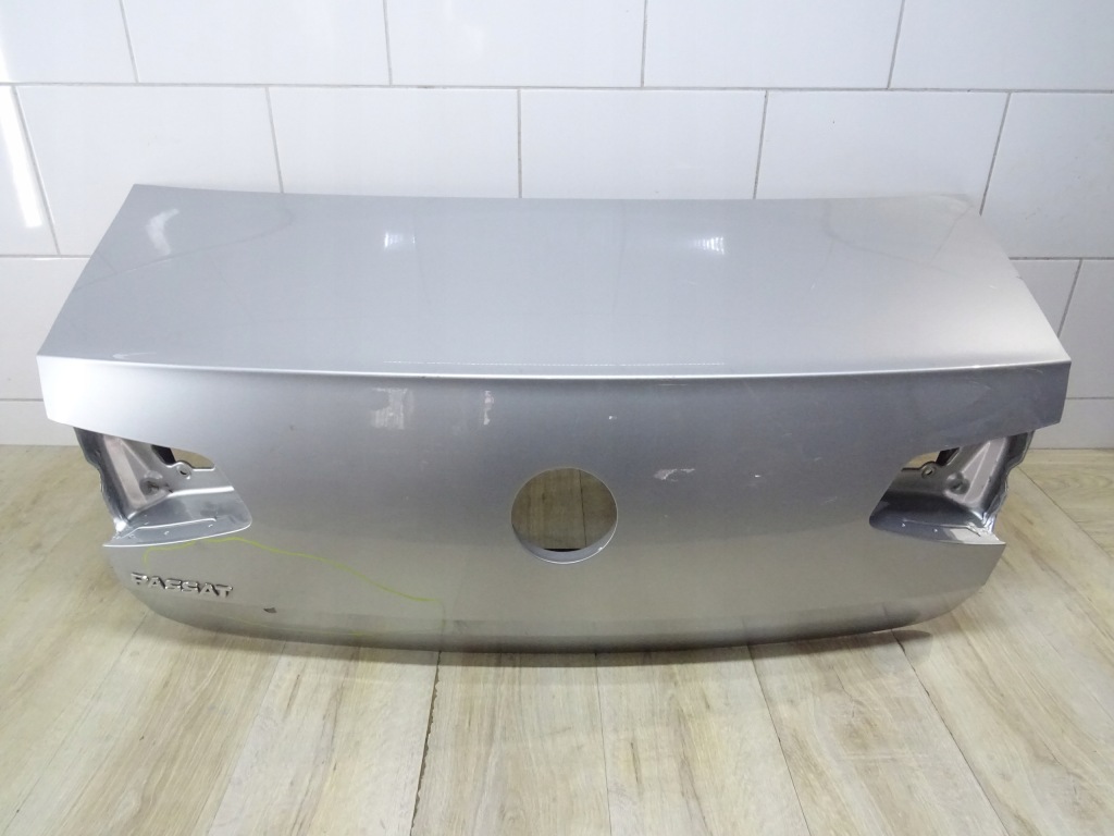 фото №1, 3g5827159d sedan passat b8 кришка багажника задня 3g5