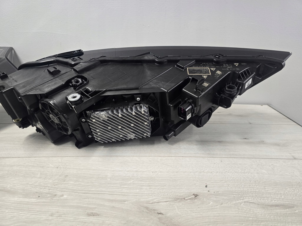 фото №13, Лампа ліва права audi q7 lift laser повний nowe