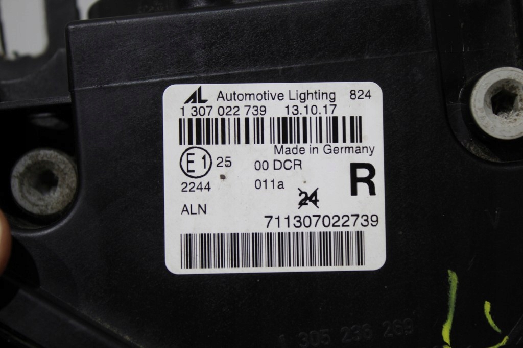 фото №3, Audi r8 ксенон правый идеальное состояние