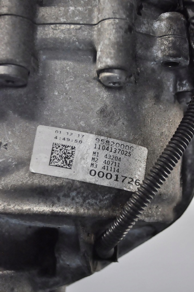 фото №9, Bentley bentayga 4.0 tdi 320kw 435km коробка передач автоматическая коробка передач swy 8hp95a 50tys km