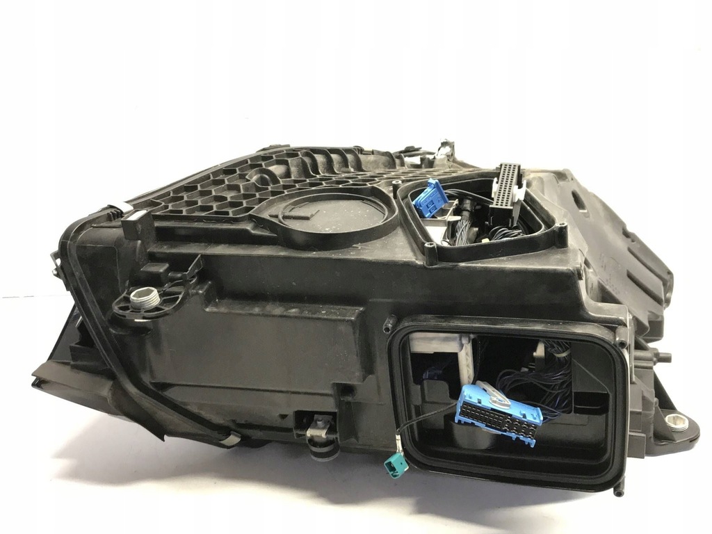 фото №10, Левая лампа фара mercedes eqs v297