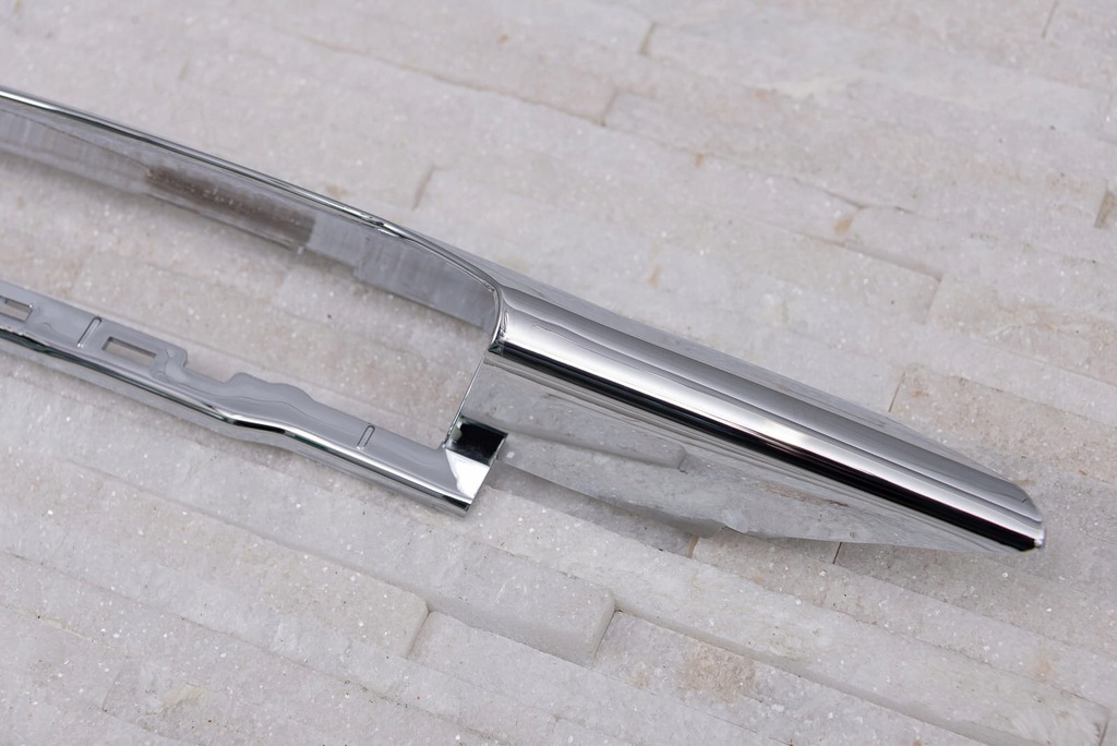 фото №10, Mercedes r w251 молдинг ґрати бампера a2518853823